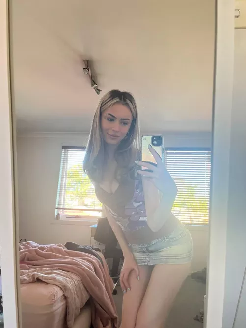 Felt cute by doll_eyesblue