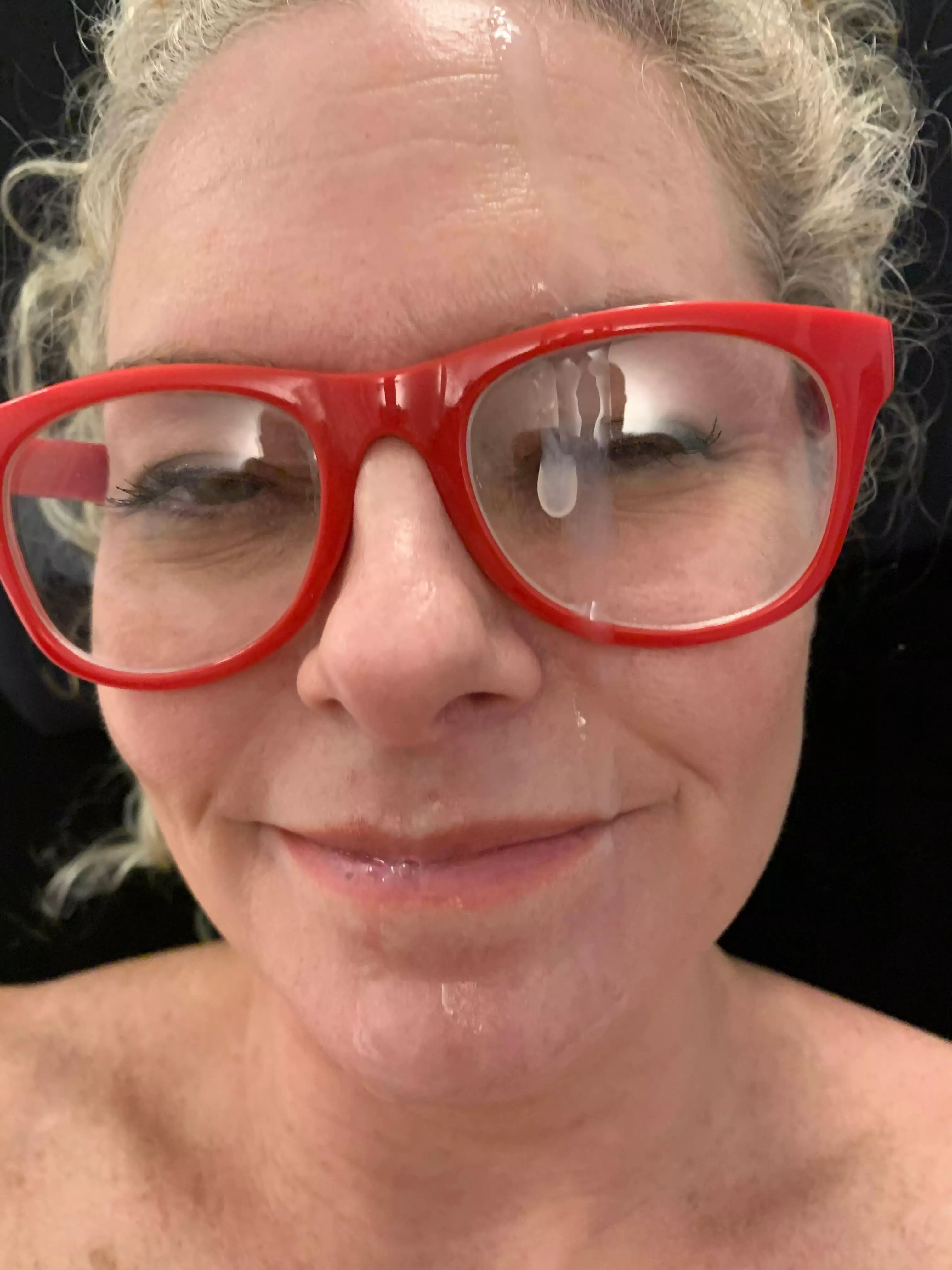 Good thing I had on my glasses posted by hotlegsplaytime