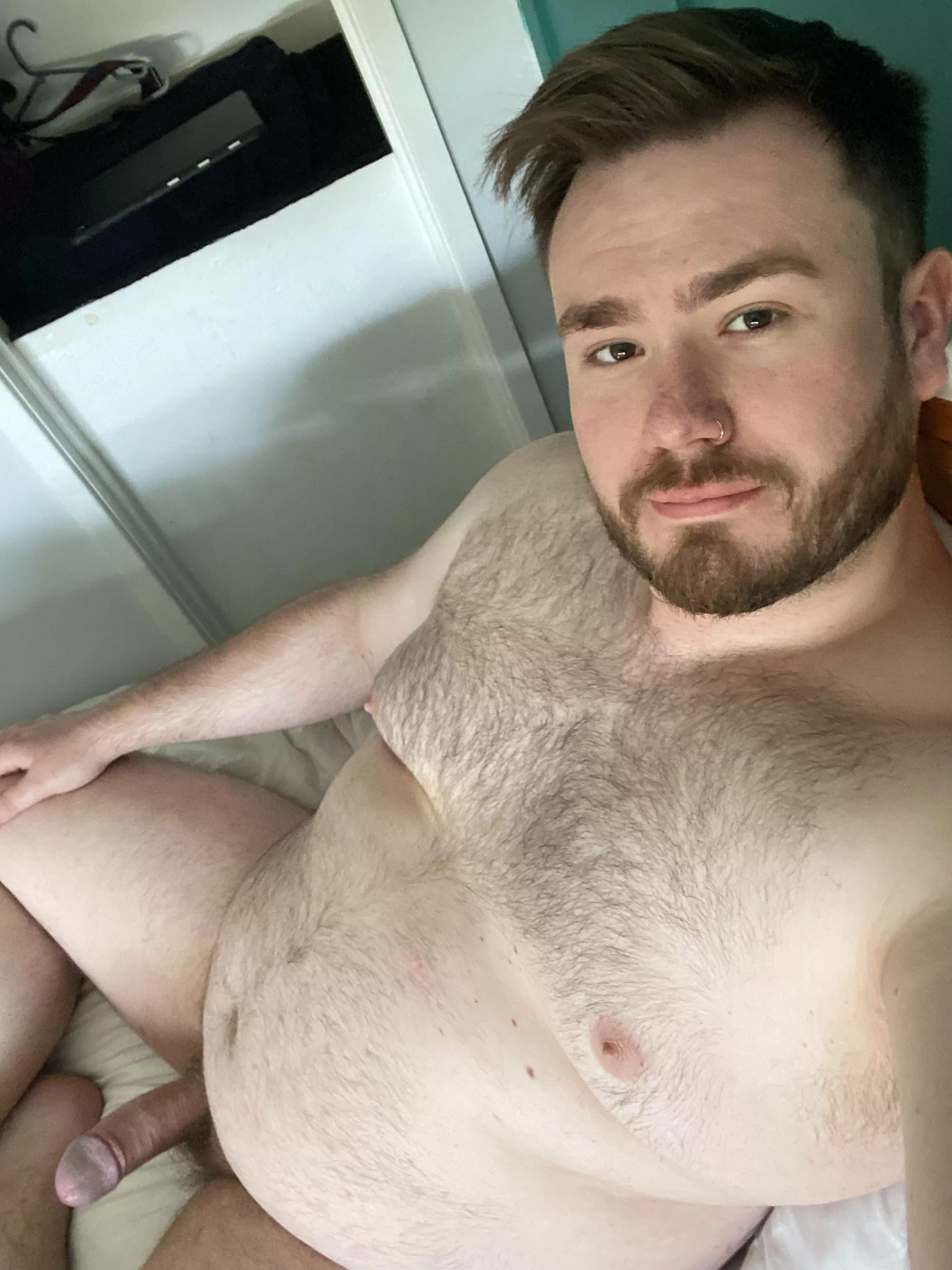 Hello 😊 posted by tobyy9921