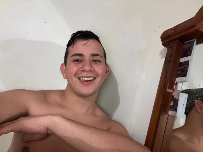 Hi🫶🏻 by elias_valbuena