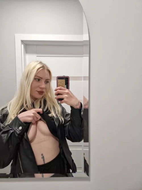 I need a hard cock stuffed inside me right now by ineedapea