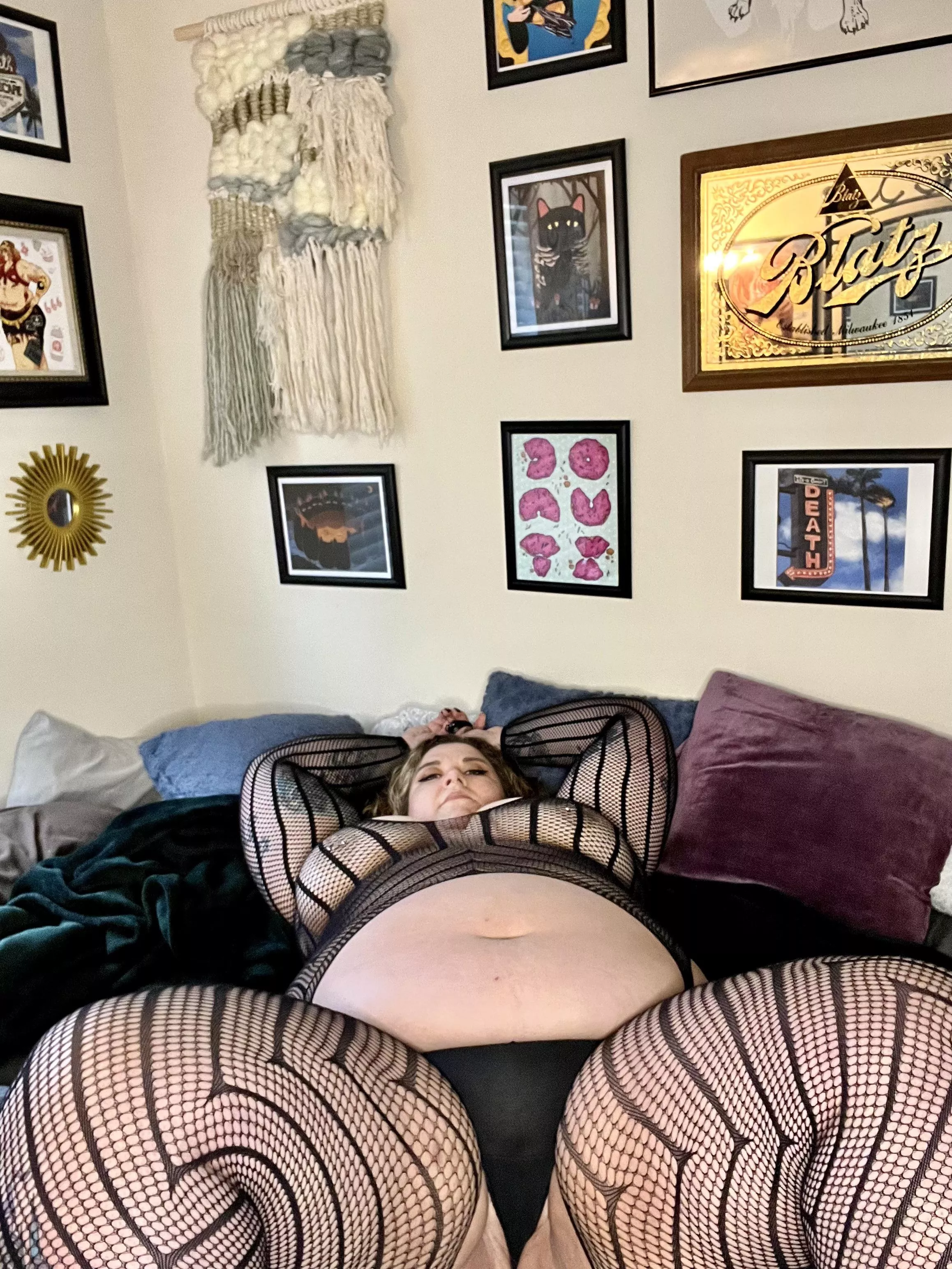 I need you to come closer posted by MsPriscillaD