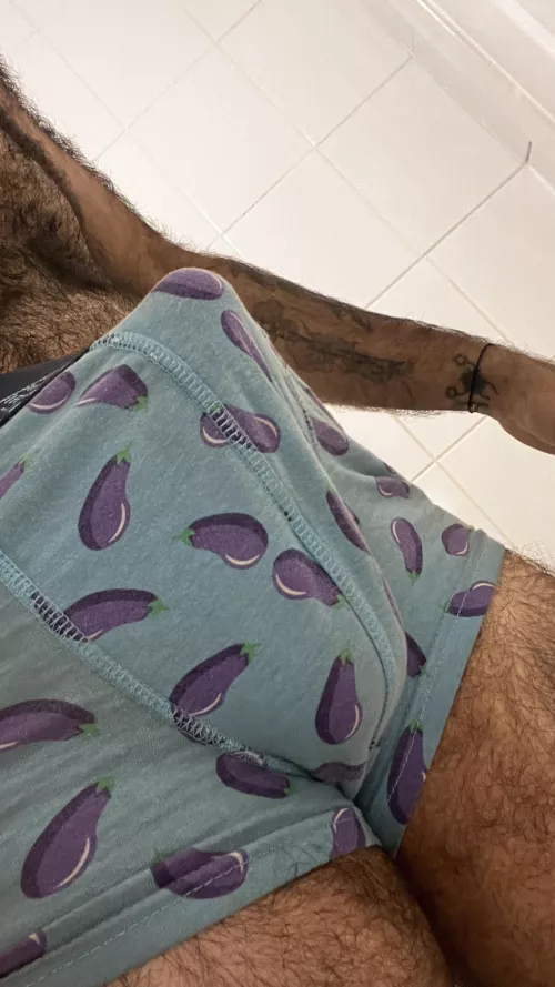 New pants by qwertydragon3