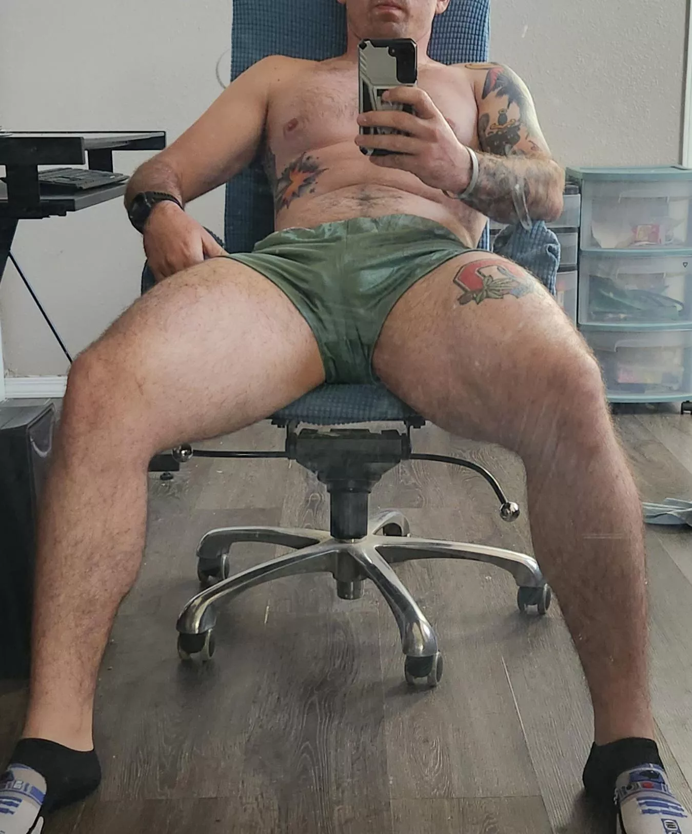 On your knees... posted by Definition-undefined