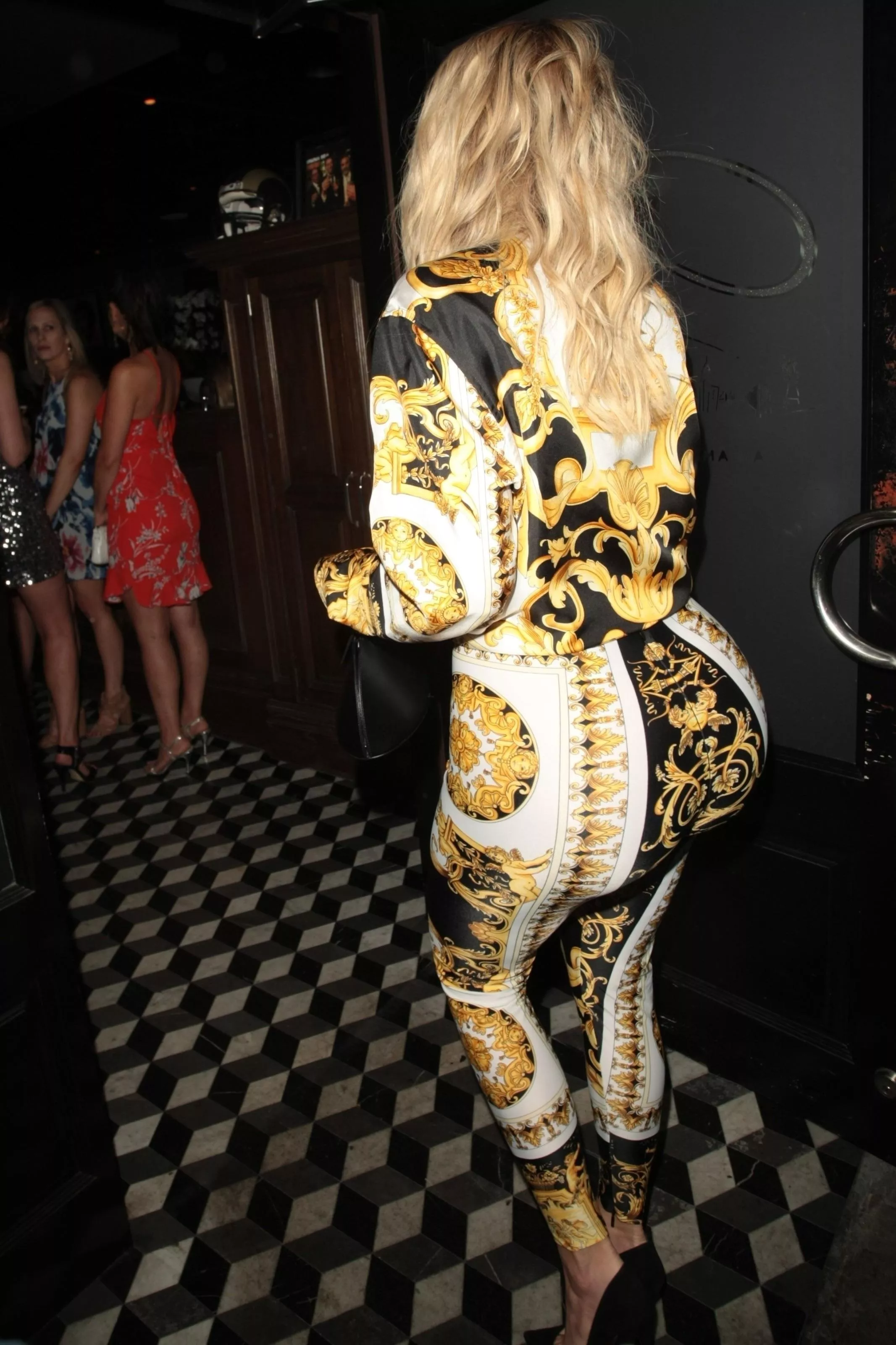 Sheesh posted by twist_falling