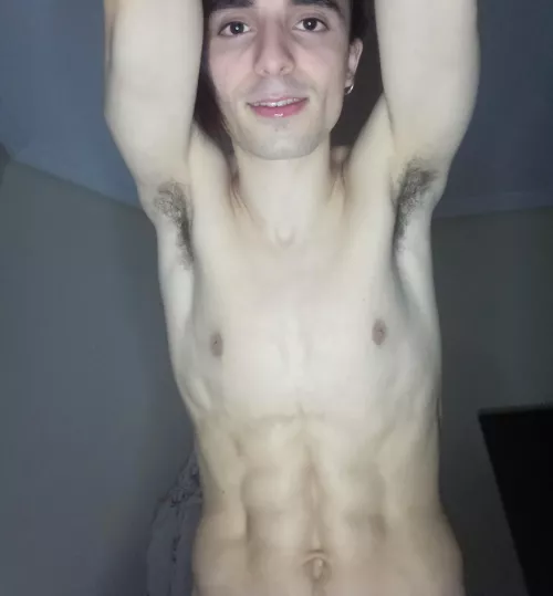 Should I shave? by Eyanochi