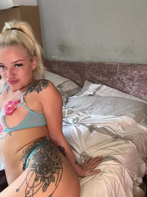 Stop looking at my tattoos and fuck me by ruby_star_model