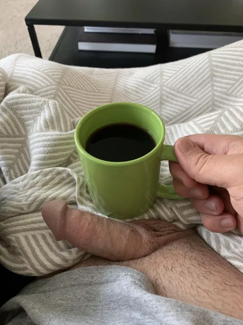 Sunday morning coffee. It’s a little bit chilly this morning 🍂 by Pretend_Mountain4