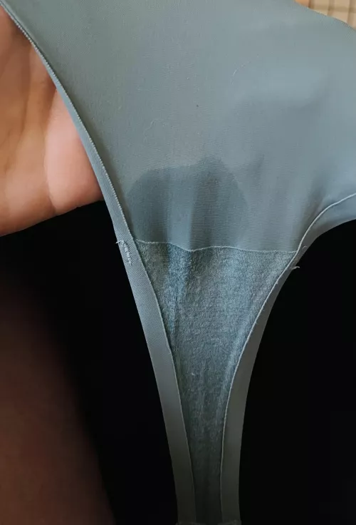 Wet pussy check ✅ 😋 by Bella_Rose_69