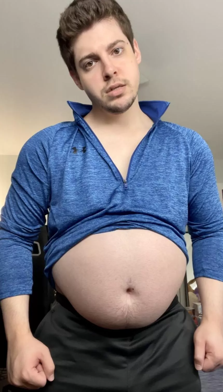 What’re you looking at.. posted by casscagex