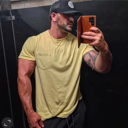 32, vascular. Post workout by Dw1614