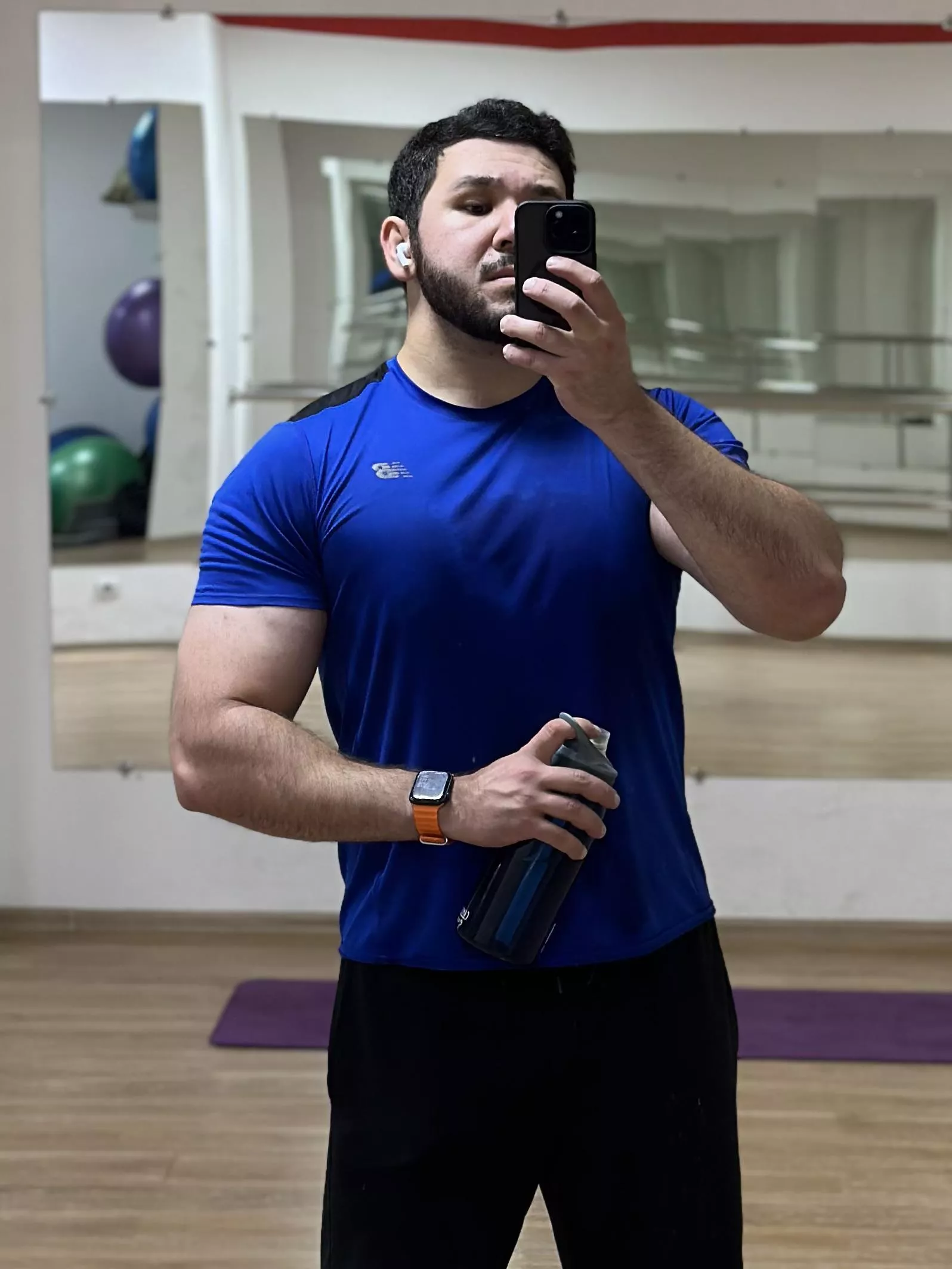 After being fat my whole life I'm finally starting to like my reflection :) posted by jtolibov