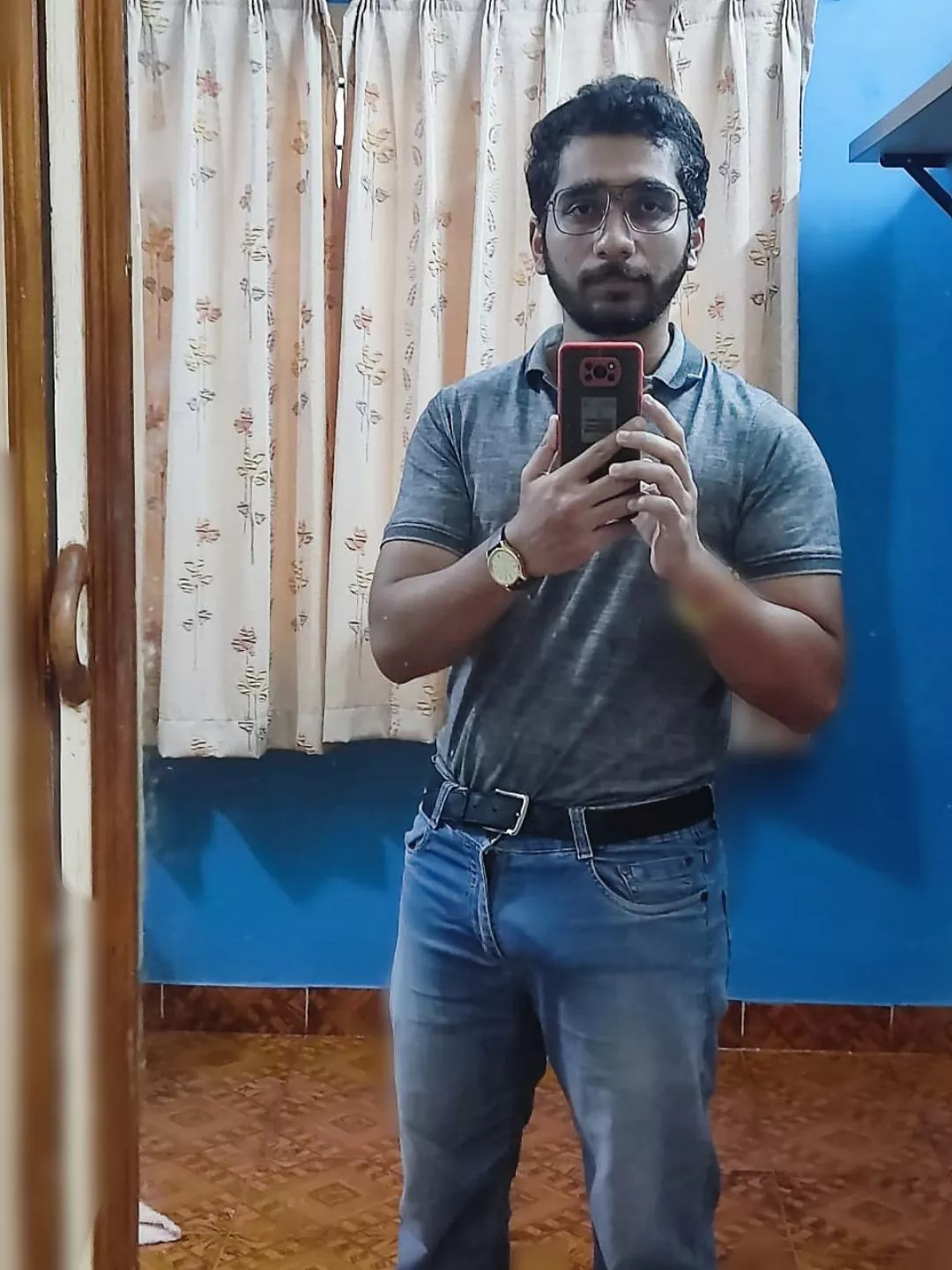 Am I dressed too decent for a date? I don't want to disappoint her😔 posted by Mr_atomata