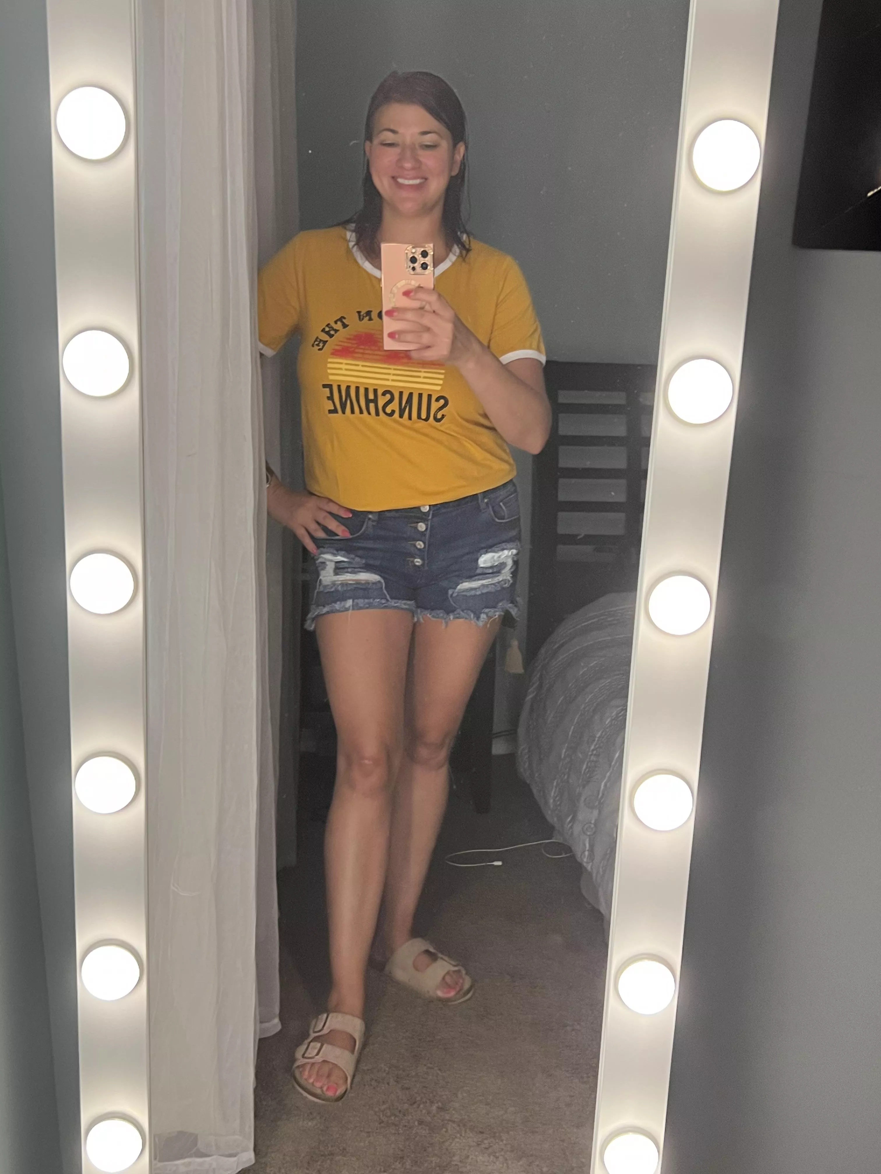 Bright as the sunshine posted by Gizzygirl127