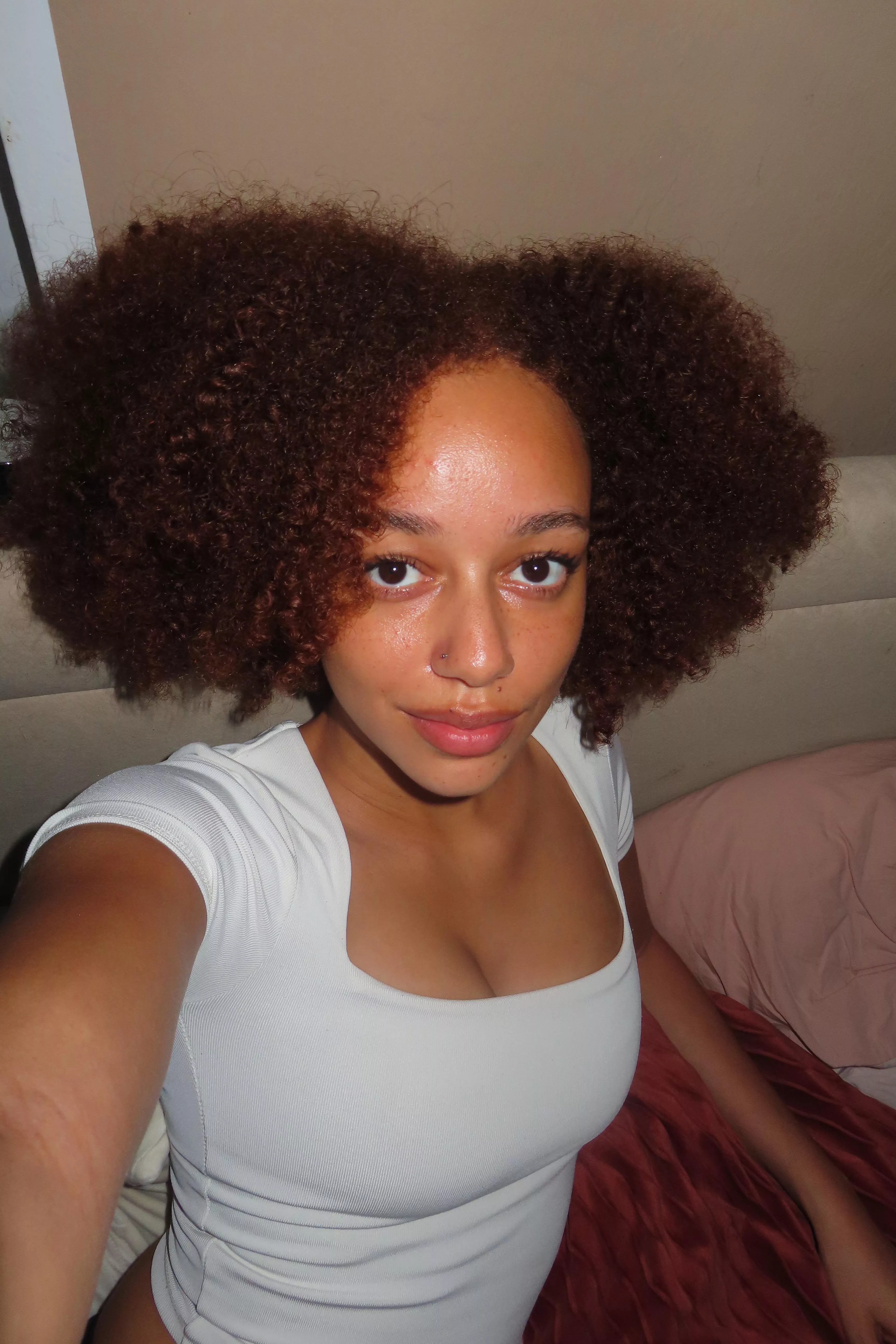 F19 feeling cute posted by alwaysstayshy