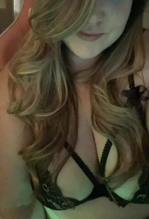 Feeling down, can I get a little love? by detroit-smash5