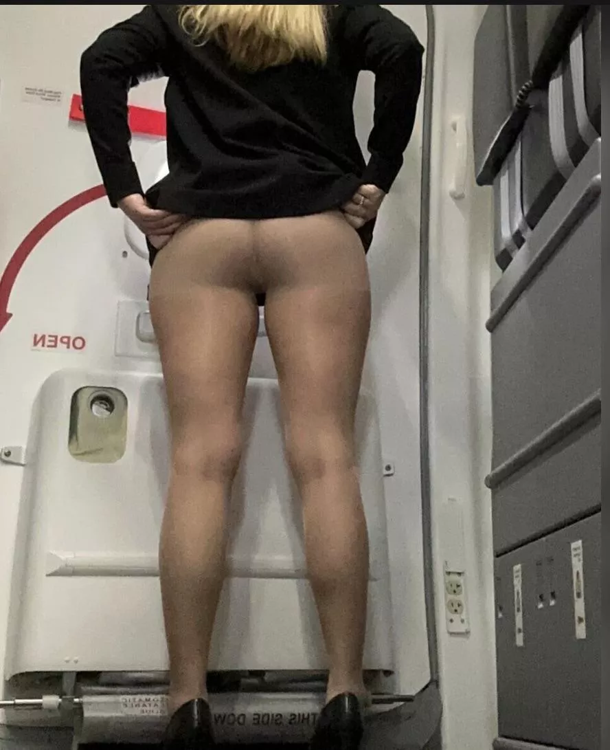 Full upright position? posted by Flygirlpantyhose