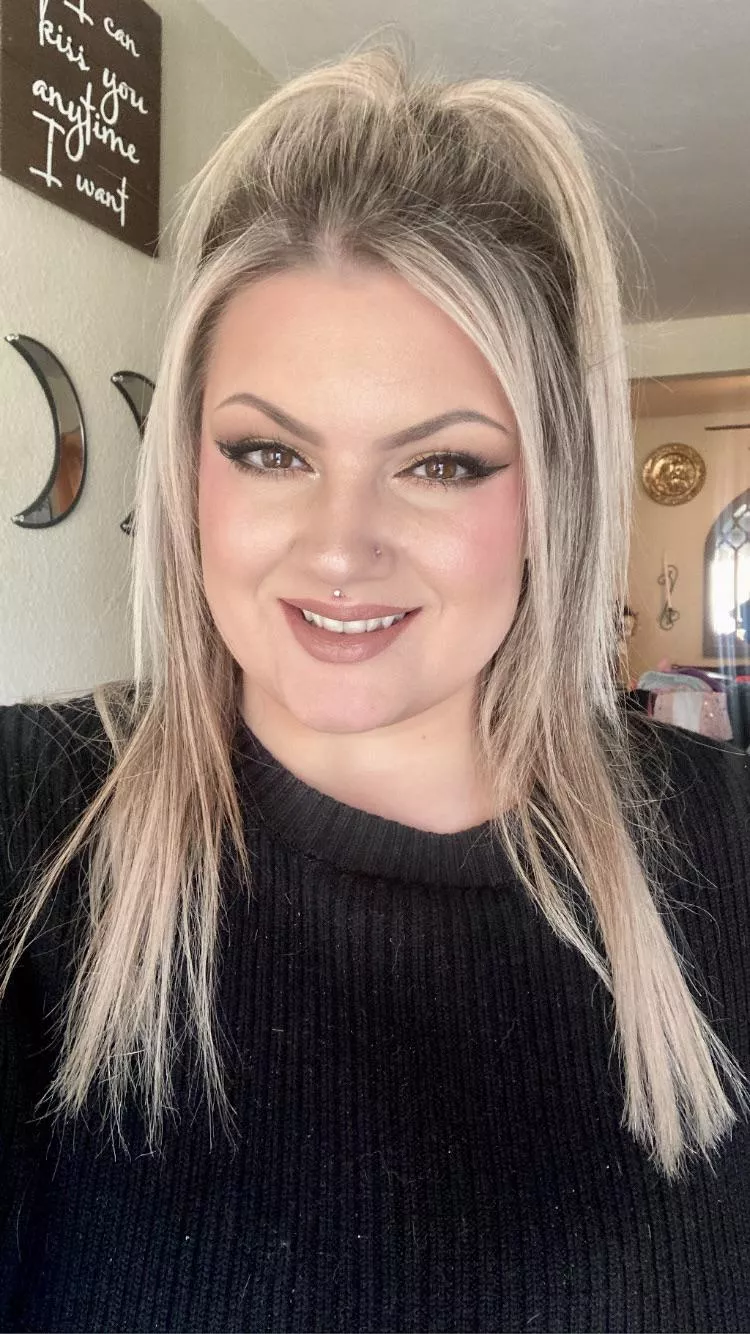 Hope I can brighten your day! posted by Belflock