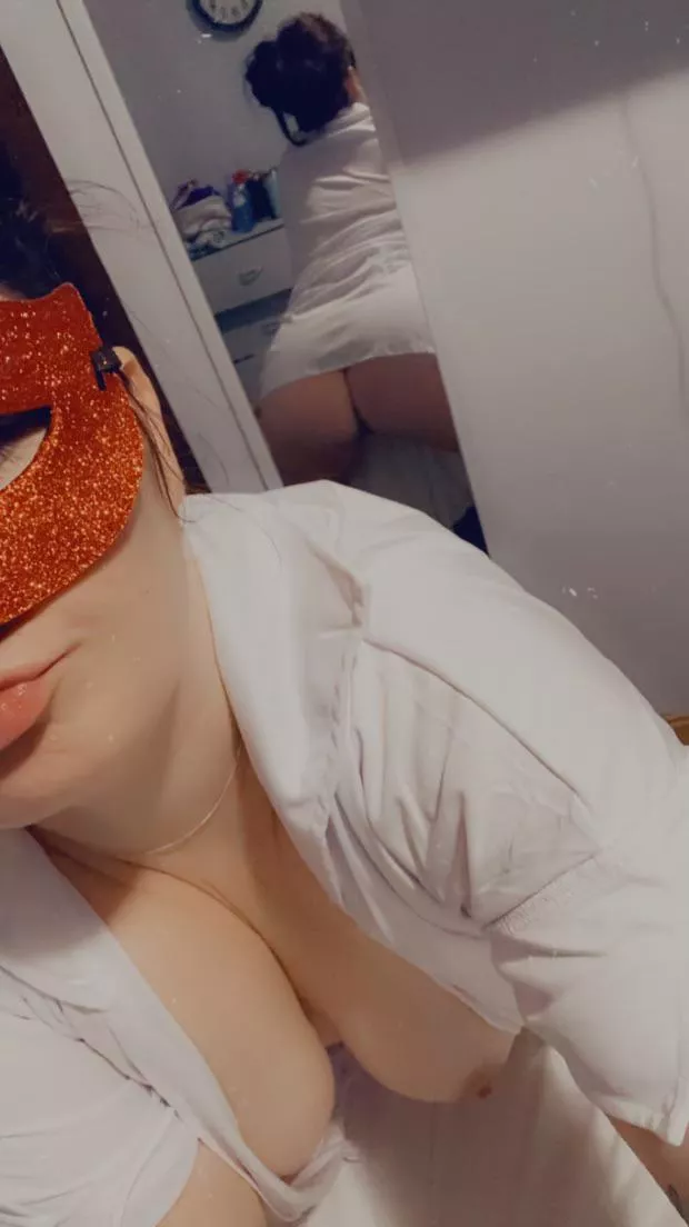 I was naughty and snuck a desert during meal time 🤭 but I’m not quite full 😩 any patients hiding a cream pie? 🤪 posted by nursejaquline