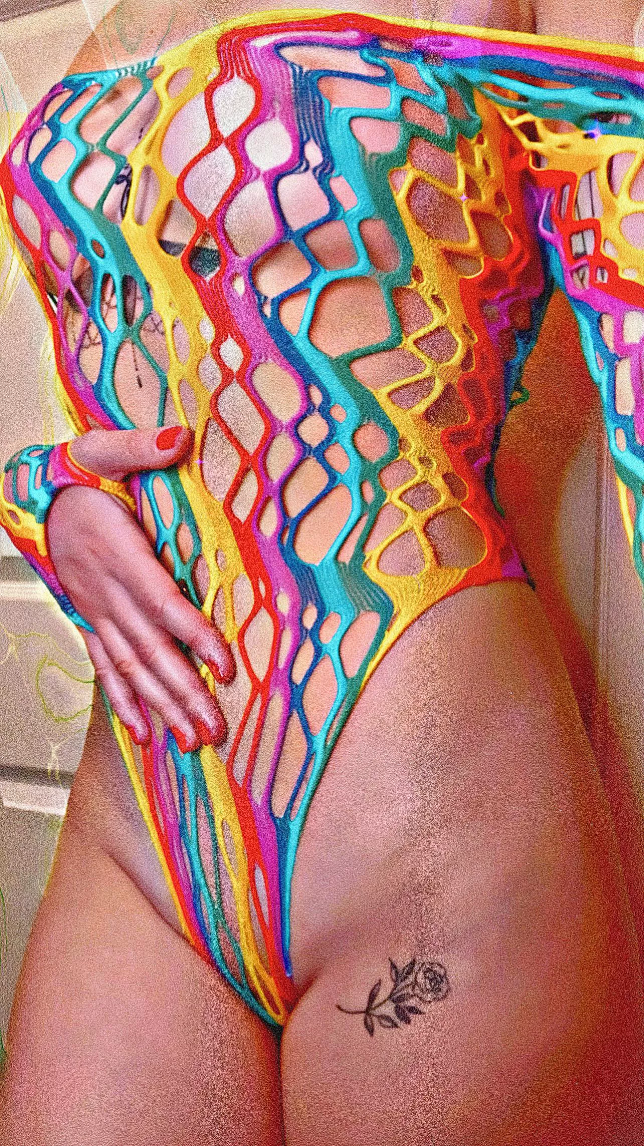 leave a little to the imagination right? 🤭 posted by hoehonestlyme