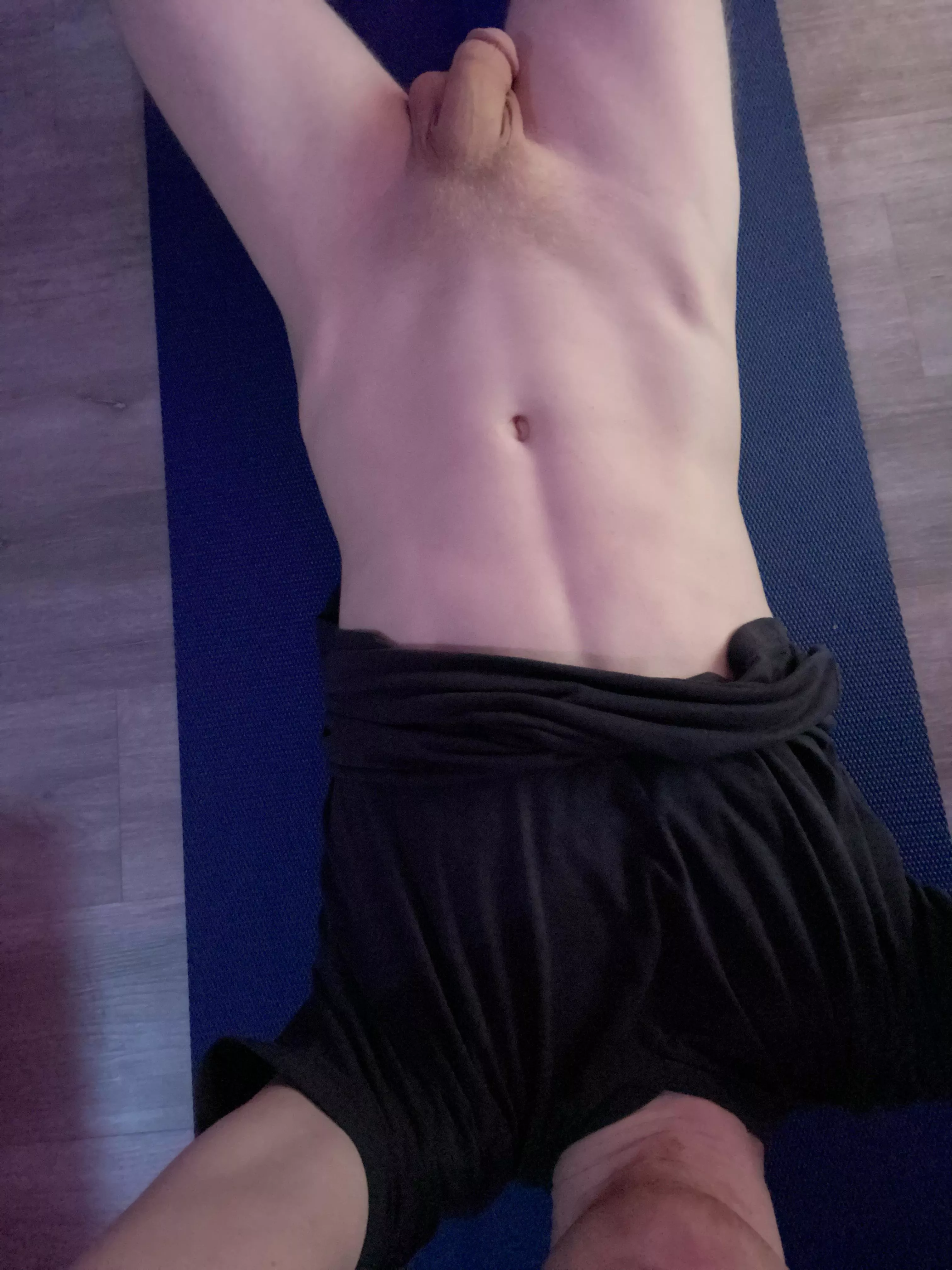 New yoga mat, same everything else (m) posted by Ok-Asparagus-