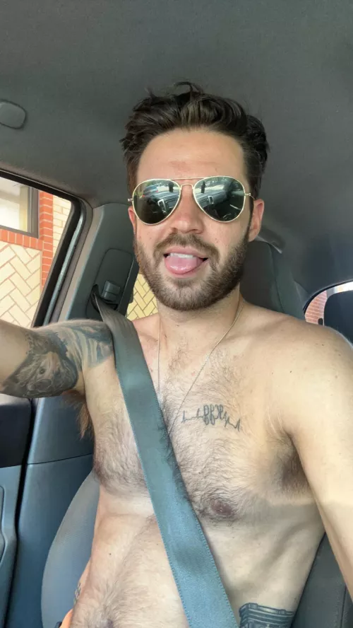 Road trip to the keys, had to pop the top off by ryan26george