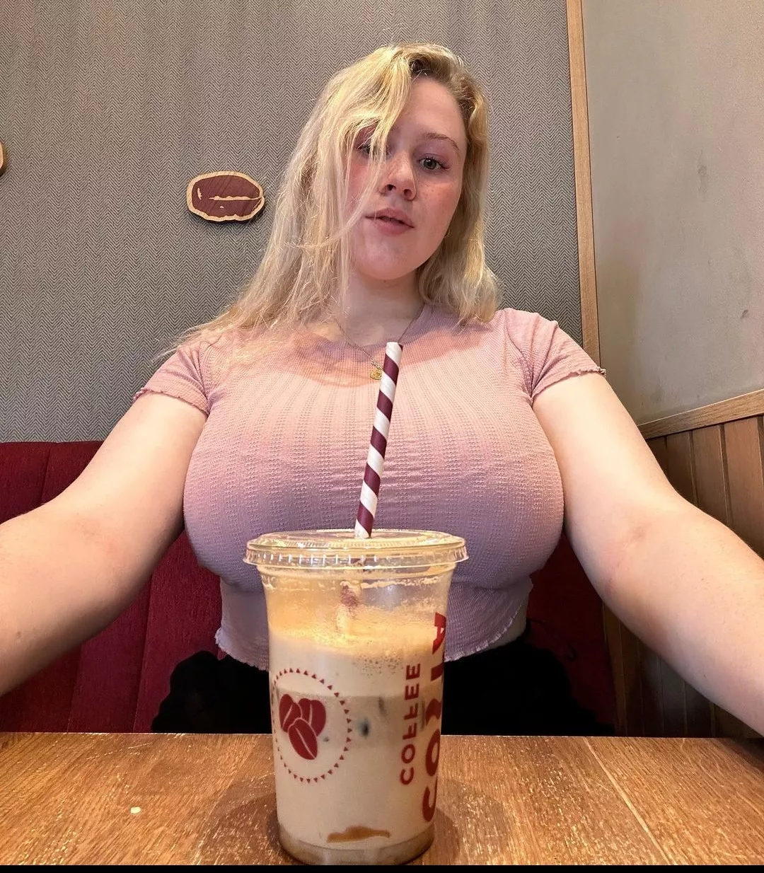 Smoothi posted by BrilliantDangerous10