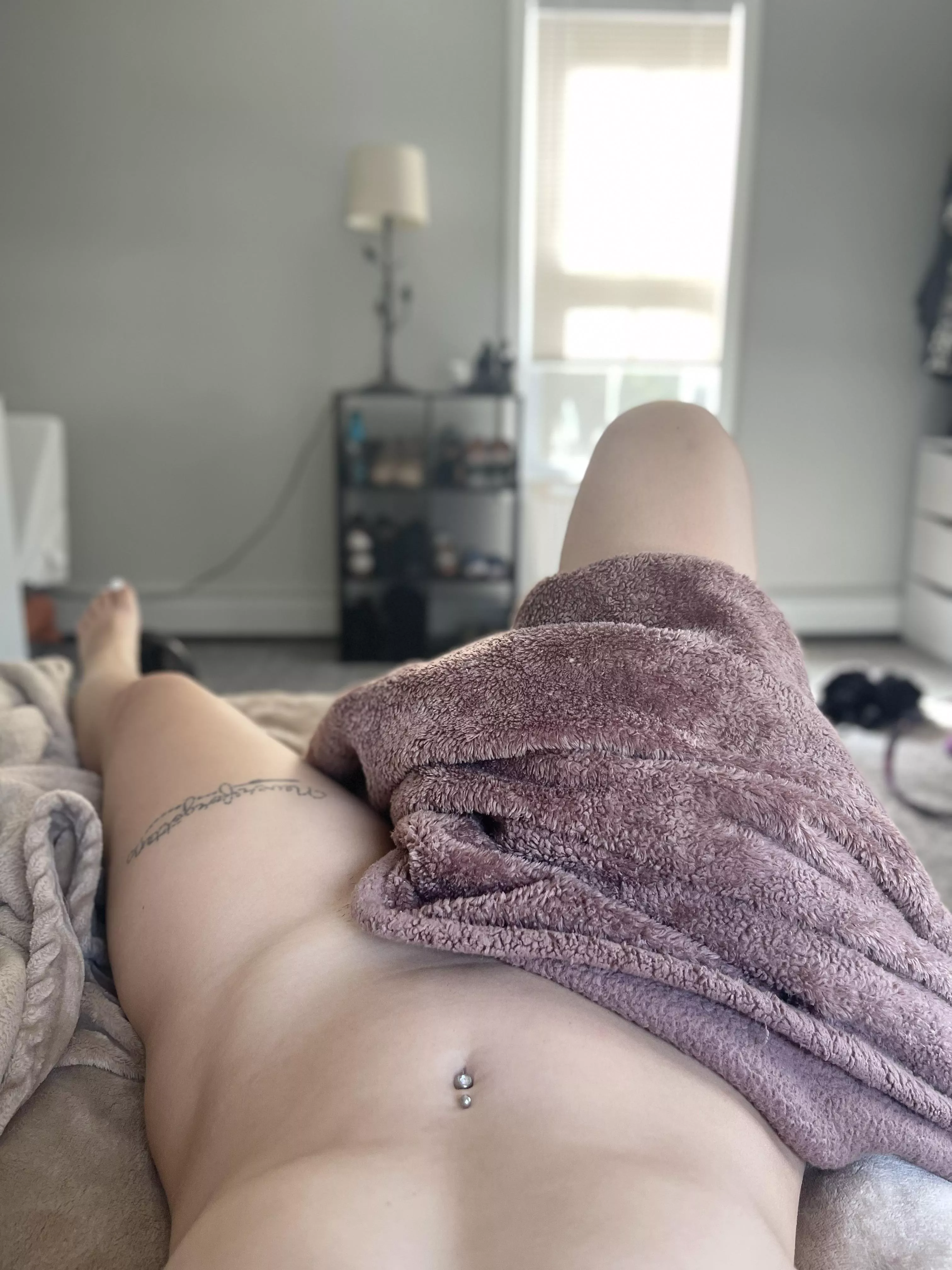 Would love to see your head under this blanket ;) posted by Embarrassed_Mood7159