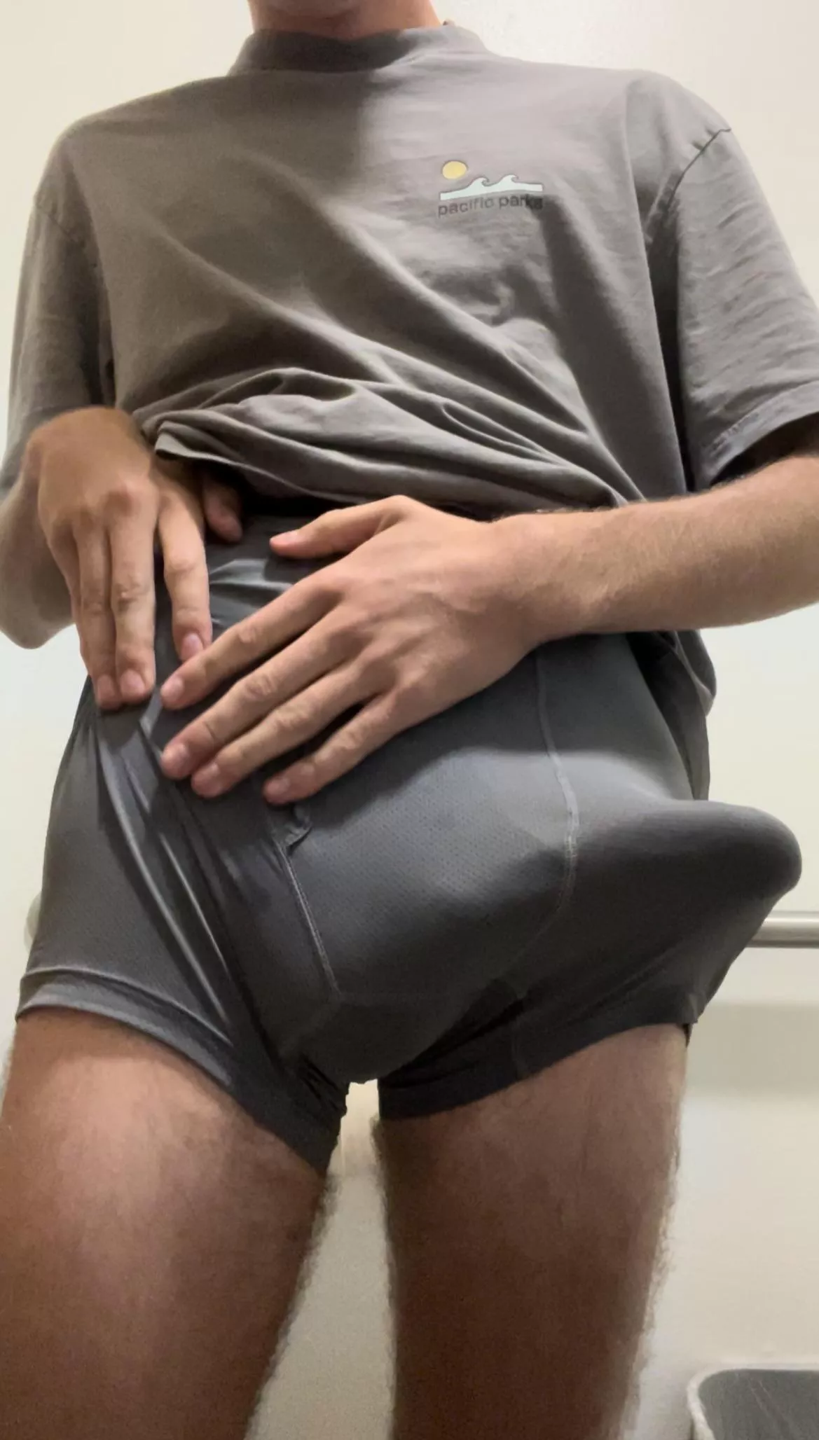 Can you see it? posted by photochiguireao