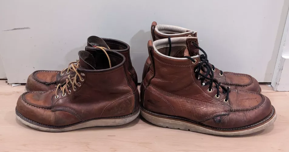 Differentiating these two boots by partchimp