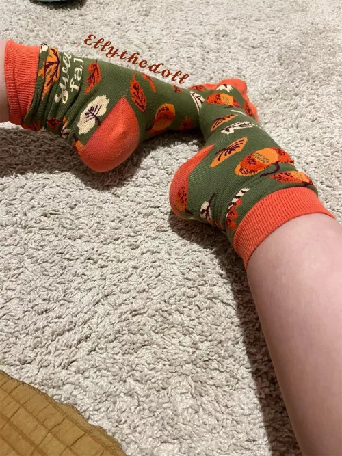 Dinner is served you hungry? 🧡 by ellythedoll