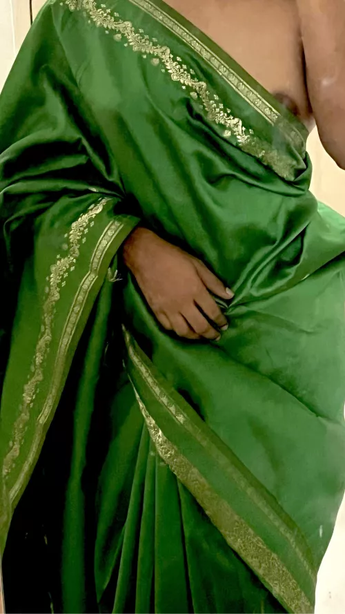 Fuck me with saree or without [F] by milfybrowncat645