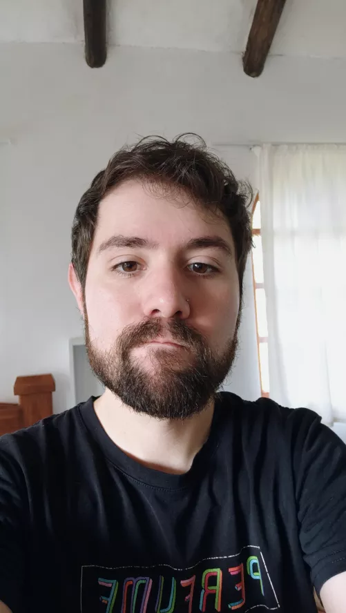 Hi everyone! by rrqq92