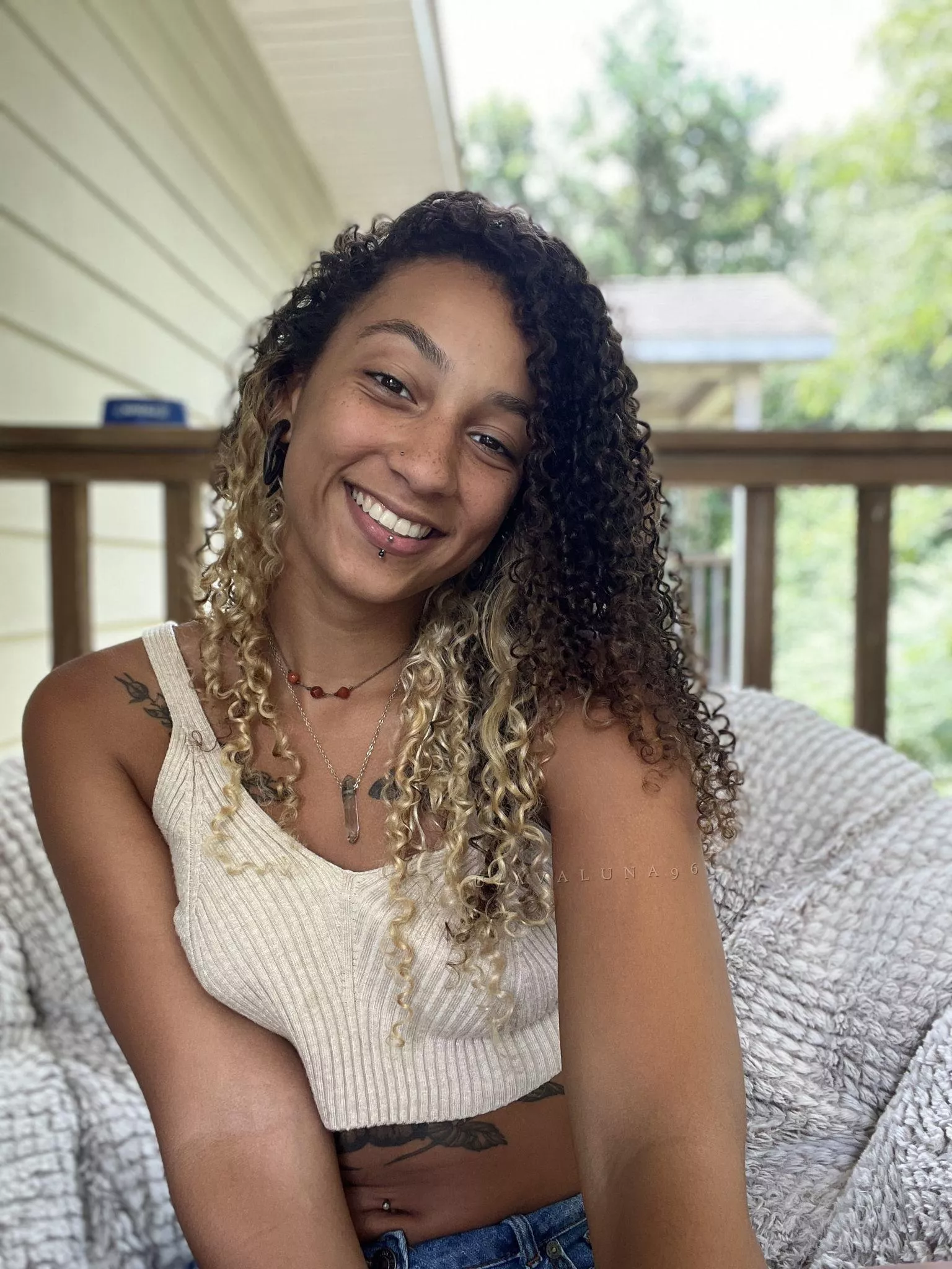 I hope you're Monday is so wonderful posted by avaluna96_