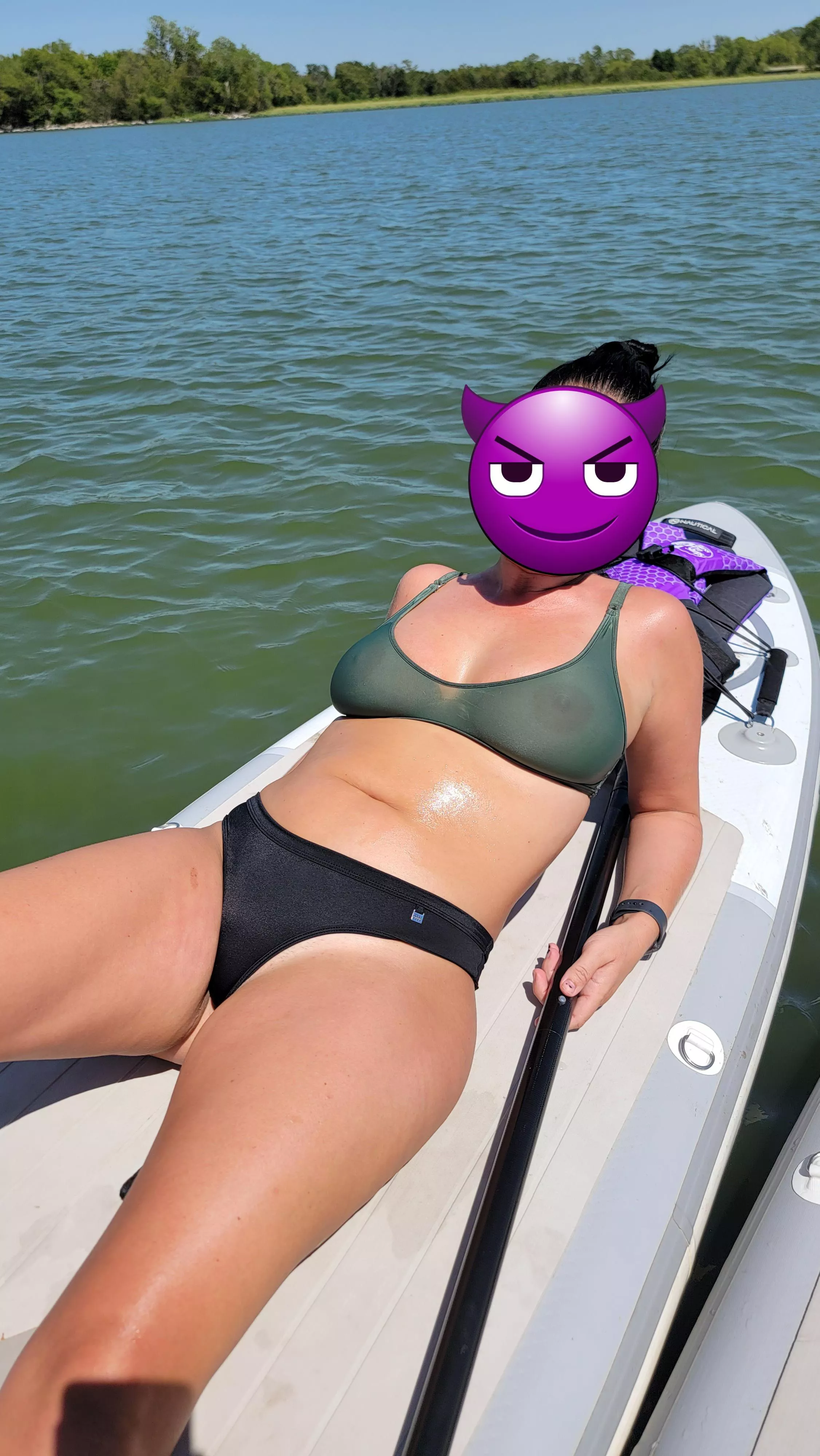 I match the lake! posted by bootyfull_britt