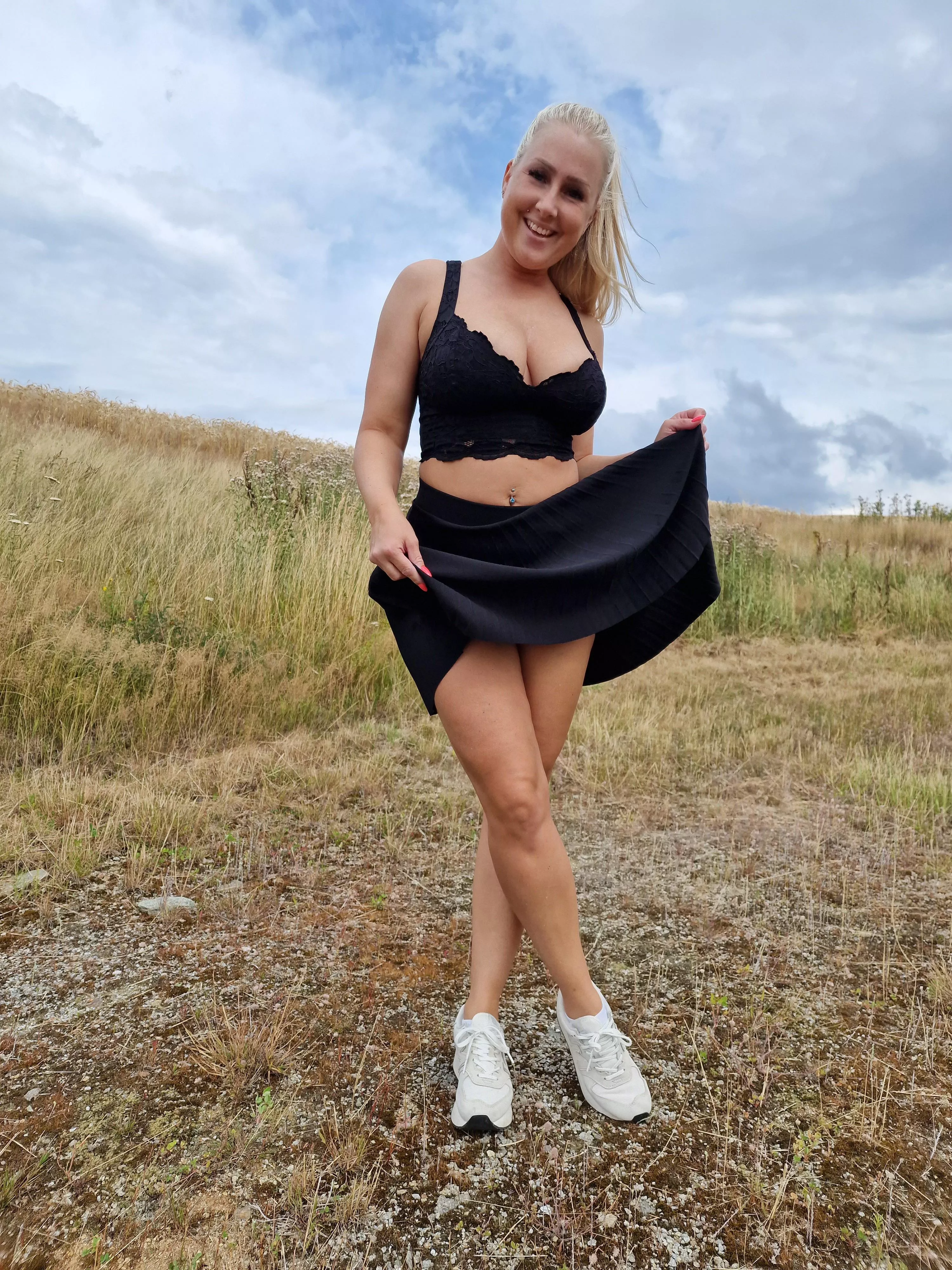 I'd love to show something of me 😉 posted by Kattie-Meluanie