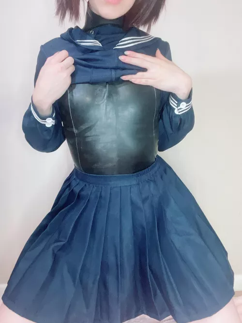 School uniforms and latex by ami_chann_