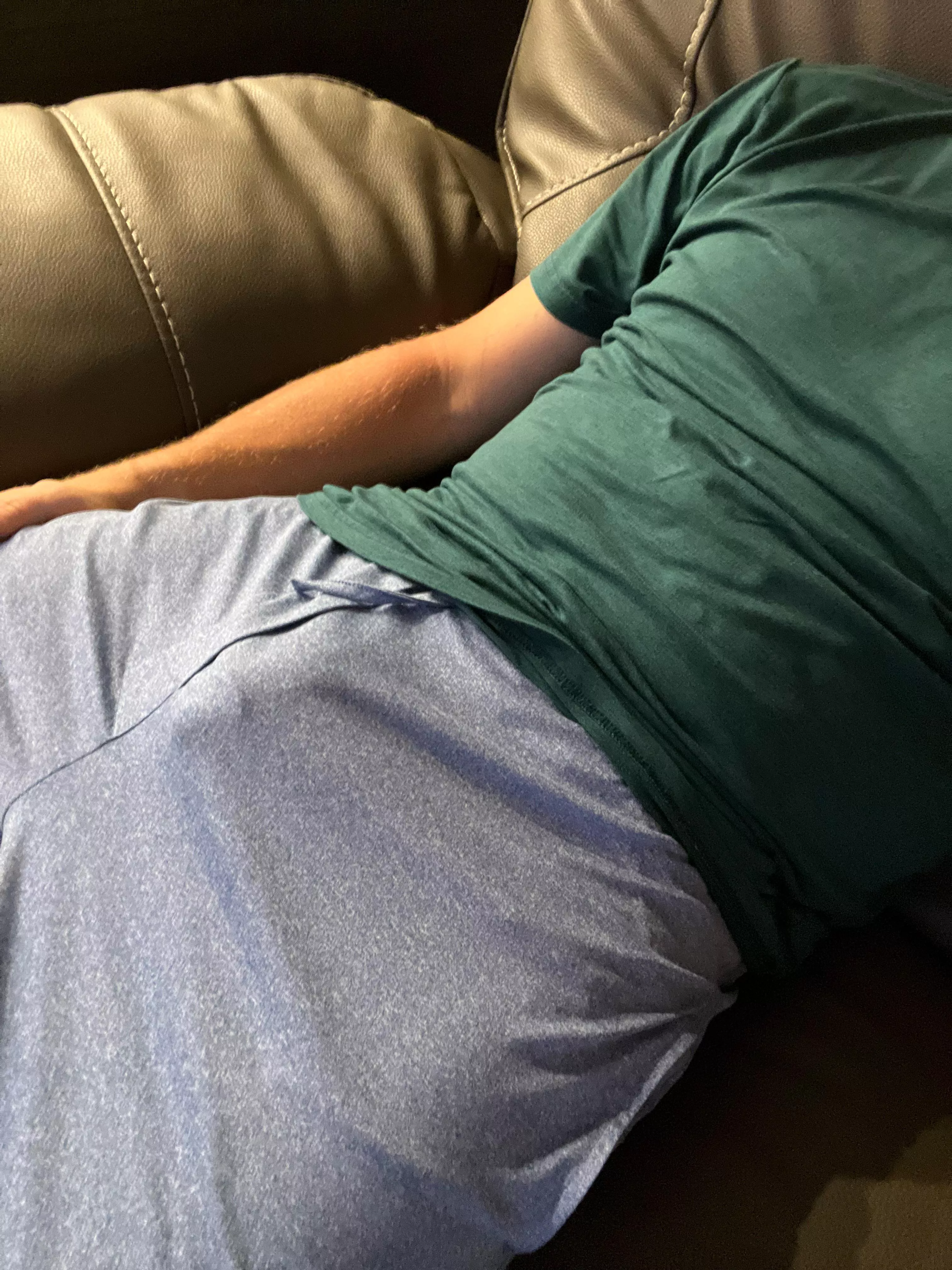 You come over for some beers during the game and this is how I’m sitting. What do you do? DMs open posted by right-left-5678