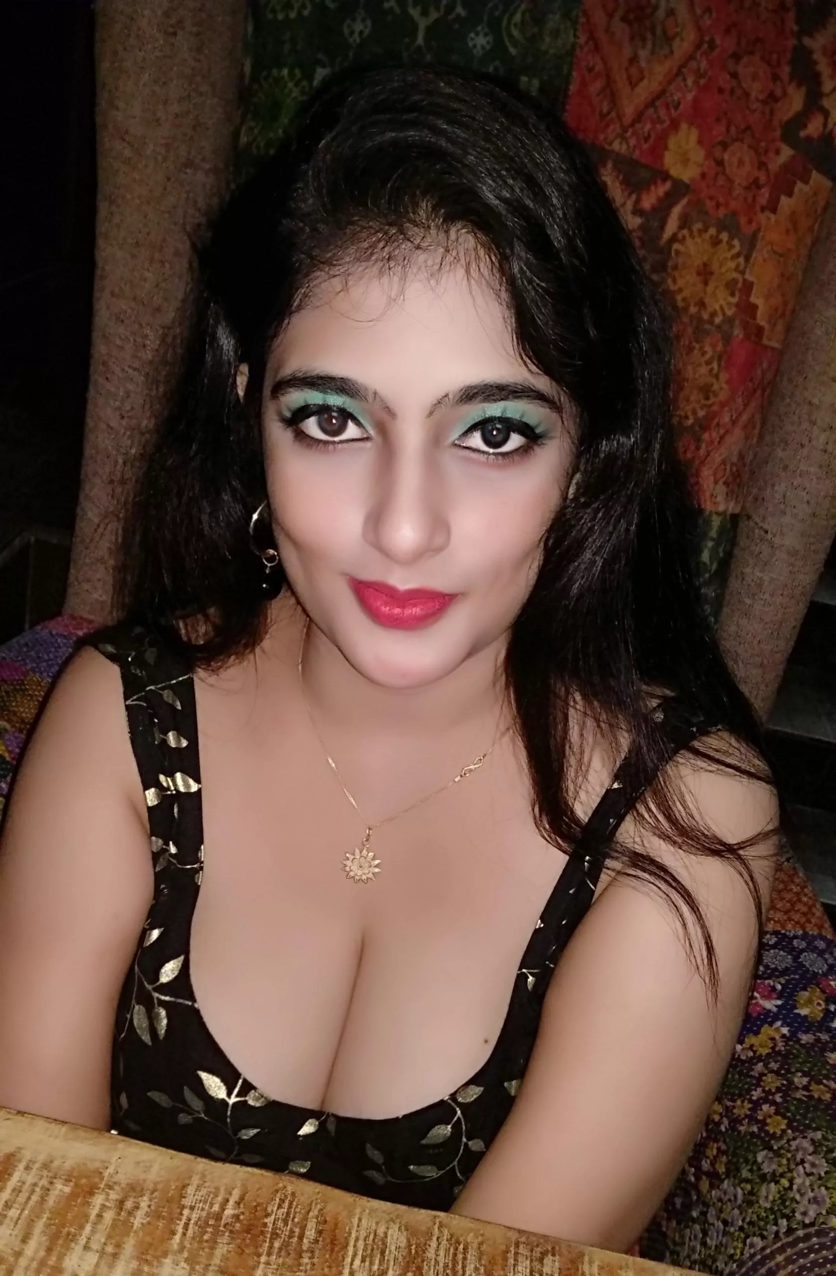 50% Discount going on in case you like to watch a Newly Married 27F Slut with a Natural body and Huge Boobs and Daily Posts! The link is given in the below Comments Section! posted by tanisharoysweet