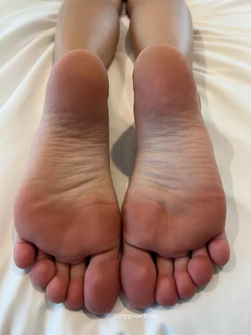 Be honest, would you shoot your shot? 😉💦 by myposedtoes