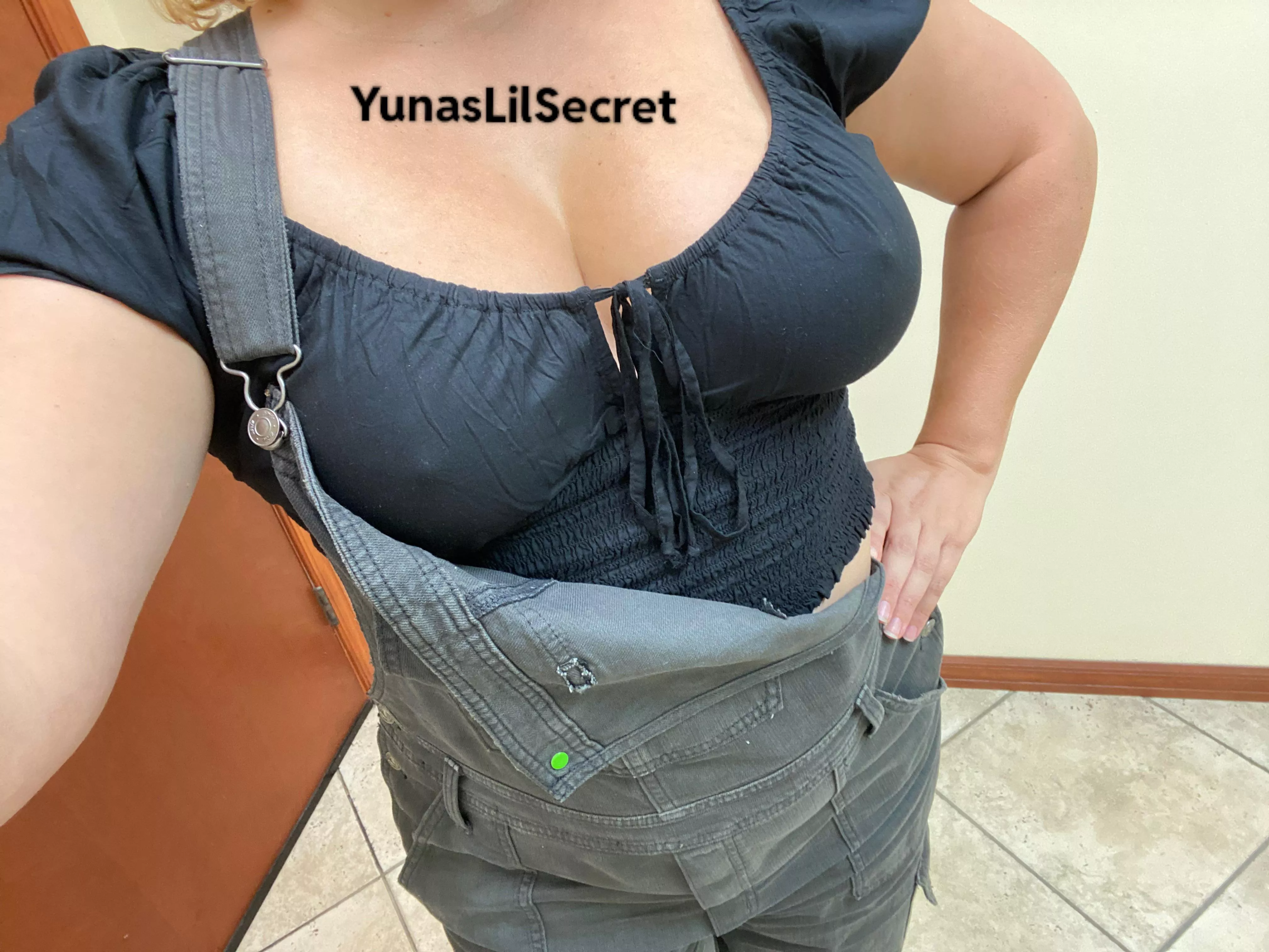 Cute new outfit ! Love it posted by YunasLilSecret