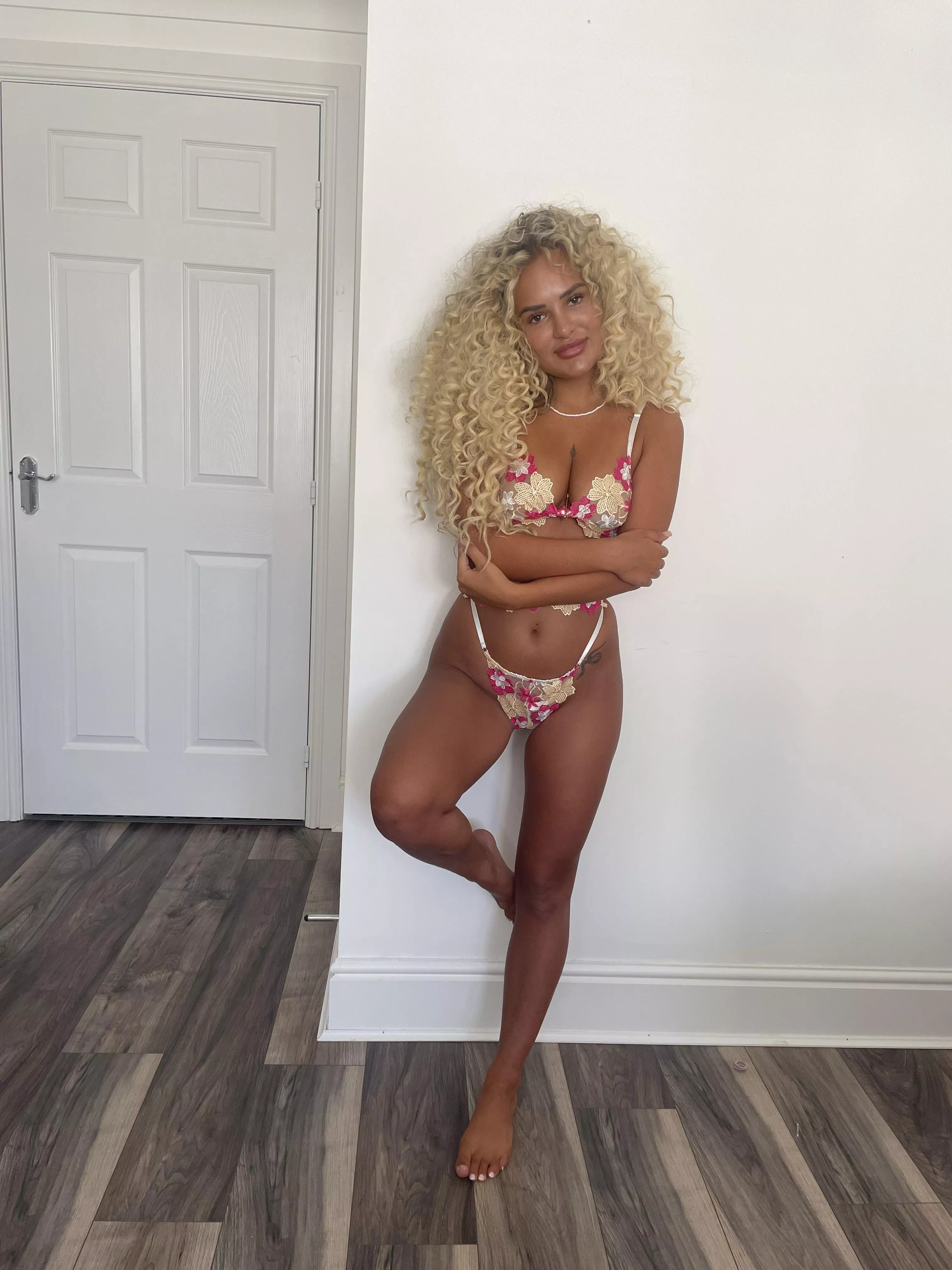 feeling cute posted by Fantaape