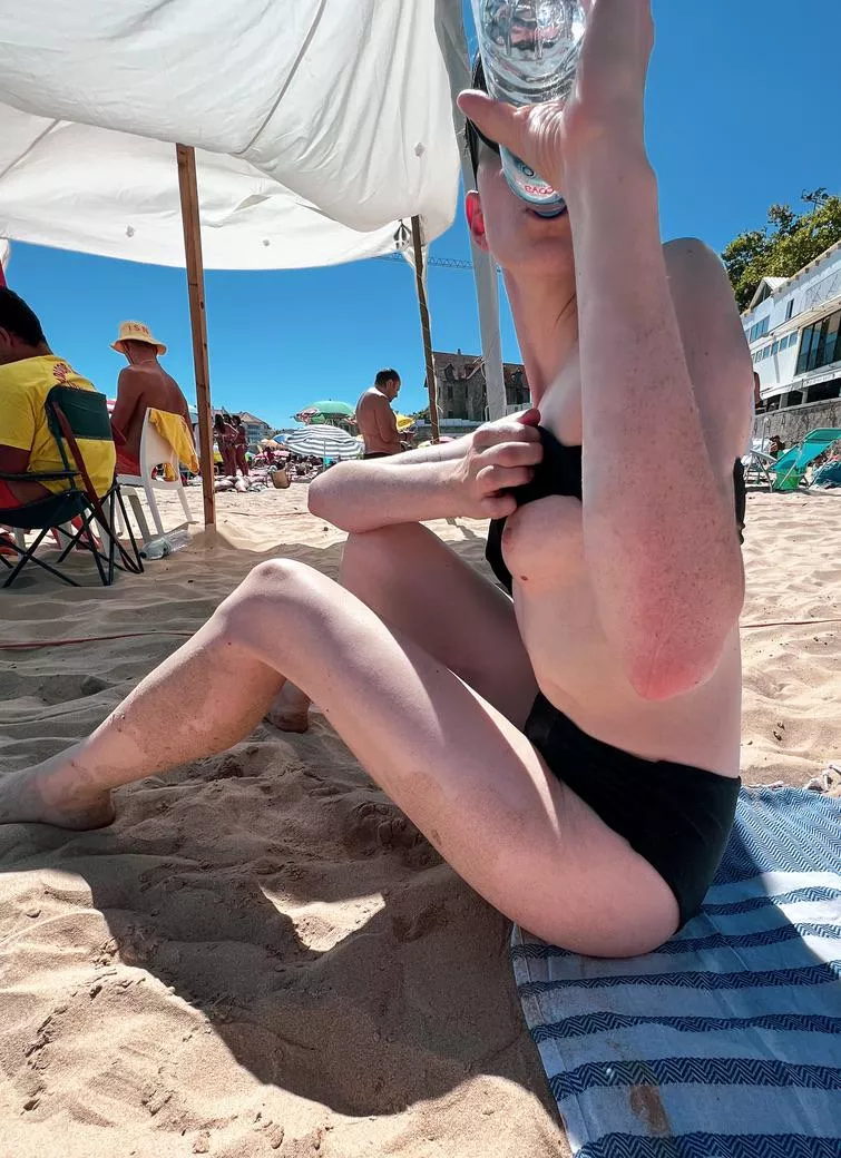 Flashing the life guards posted by flexidancer_xx