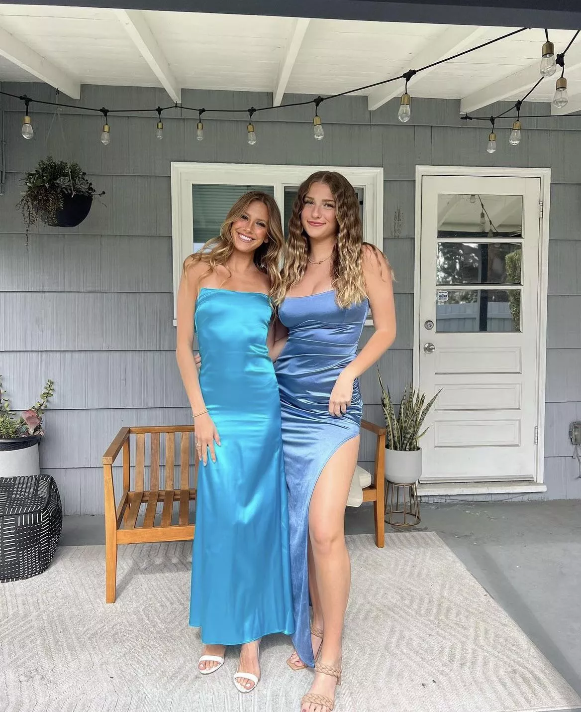 Formal dates posted by throwreddot