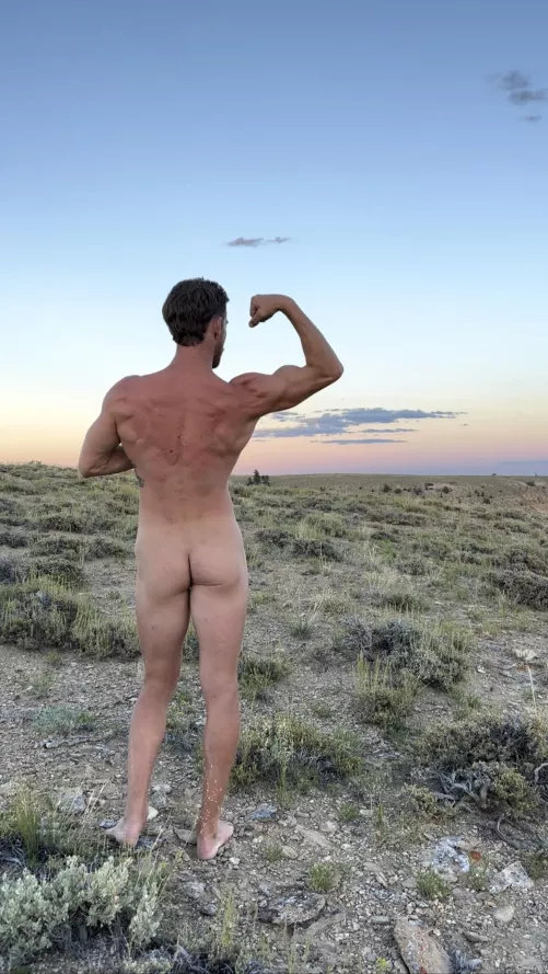 High waisted horizon by freeintheforest86