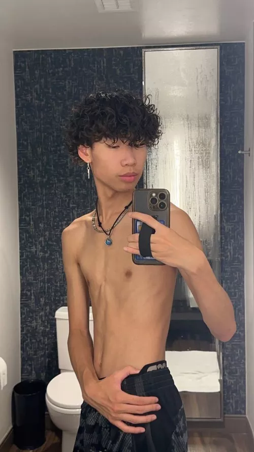 join me for a quick shower session by phattcheeks