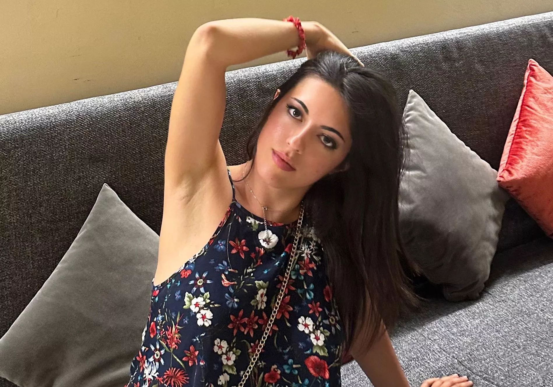 Let ecstasy guide you to my armpit. posted by inyourcaptivity