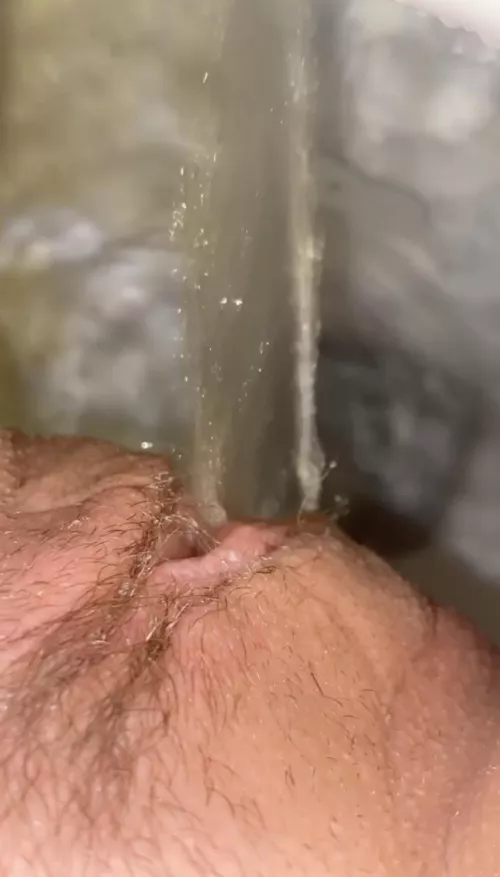 Lick me while I pee ;) by itscassiebish