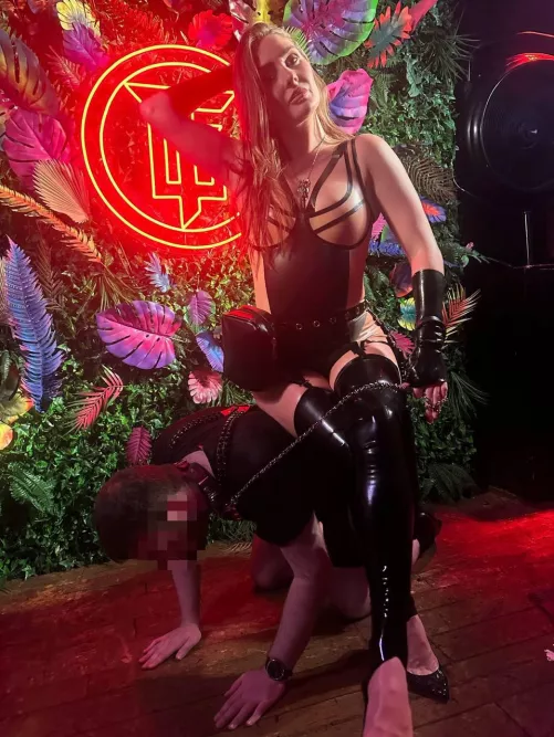 Look at My pup kneeling on the floor for Me to use as a seat. You wish this was you, don’t you. [domme] by Serveyourkitty