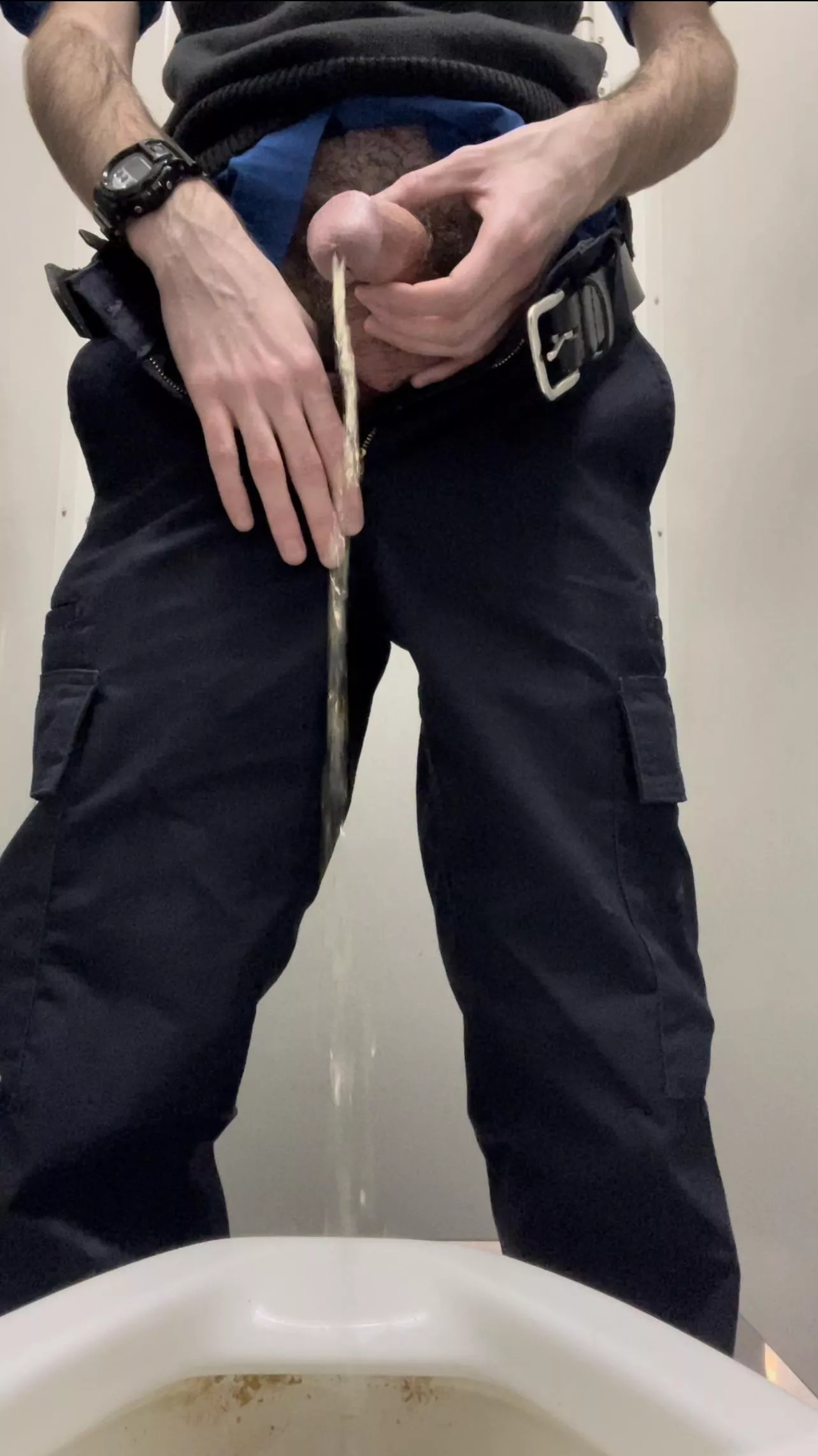 Piss at work posted by Nicolas_59